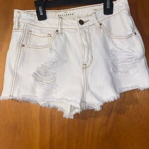 Bullhead off white denim shorts